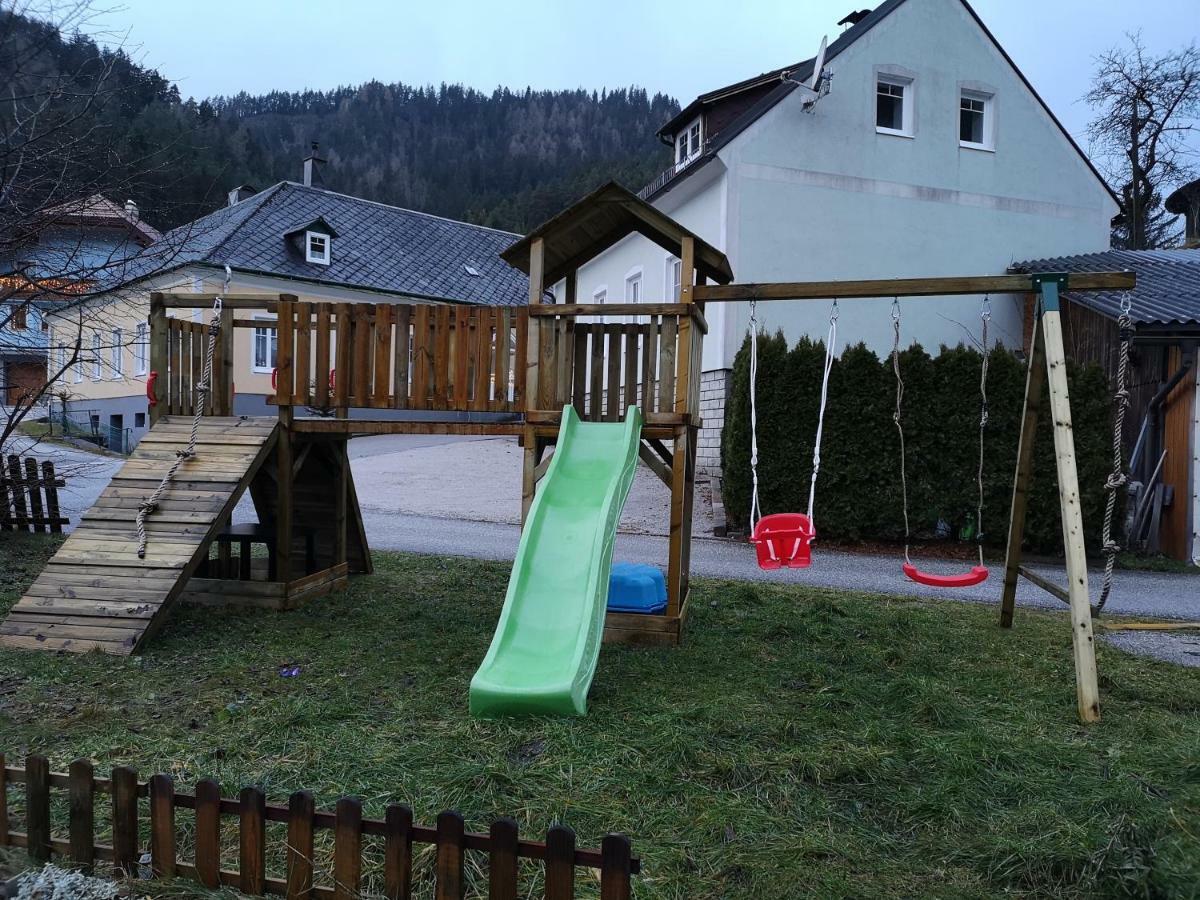 Gasthof Zum Falkenstein Hotel Schwarzau im Gebirge Buitenkant foto